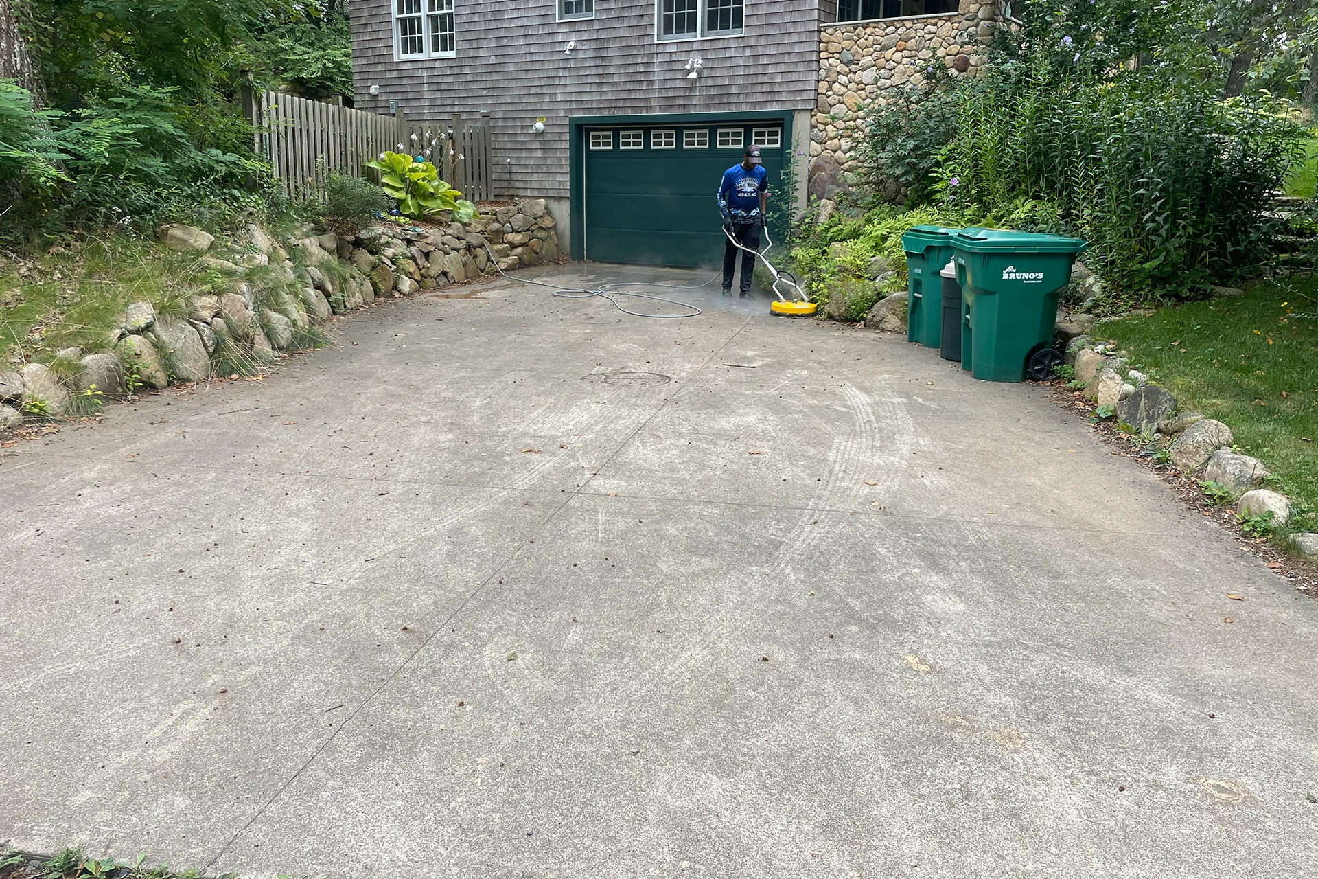 Clean Concrete Driveway Martha's Vineyard